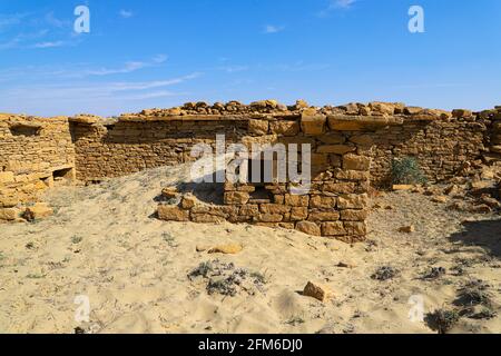 vista del villaggio abbandonato kuldhara vicino jaisalmer, rahasthan, india. Foto Stock