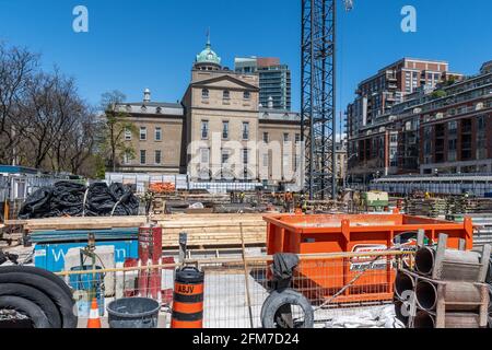 Cantiere presso la Saint Lawrence Hall. La piazza sarà un'estensione del St. Lawrence Market di Toronto, Canada Foto Stock