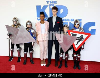 03 febbraio 2019 - Londra, Inghilterra, Regno Unito - The Kid Who was be King Family Gala Screening Spettacoli fotografici: Angus Imrie e Rhianna Doriris Foto Stock