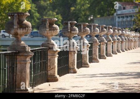 Decorazioni dei giardini di Aranjuez a Madrid Foto Stock