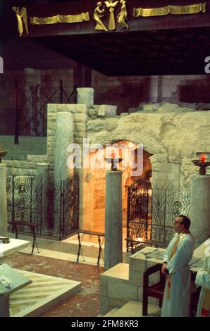 CELEBRACION DE LA STA MISA. POSIZIONE: BASILICA DE LA ANUNCIACION. NAZARET. ISRAELE. Foto Stock