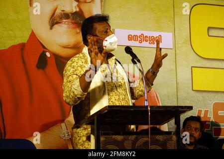 Thrissur, Kerala, India - 31-03-2021: Suresh Gopi candidato del BJP nel distretto di Thrissur del Kerala sul palco. L'elezione dell'assemblea legislativa sarà Foto Stock