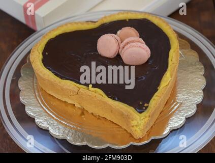 Milano, Italia. 07 maggio 2021. Milano, Italia dolci fatti a mano per la Festa della mamma Iin the photo: Torte fatte a mano Credit: Agenzia fotografica indipendente/Alamy Live News Foto Stock