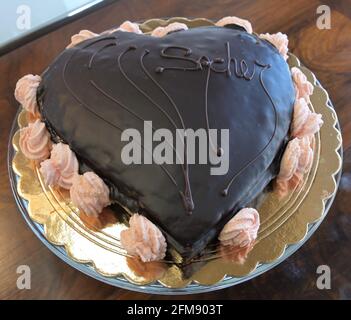 Milano, Italia. 07 maggio 2021. Milano, Italia dolci fatti a mano per la Festa della mamma Iin the photo: Torte fatte a mano Credit: Agenzia fotografica indipendente/Alamy Live News Foto Stock