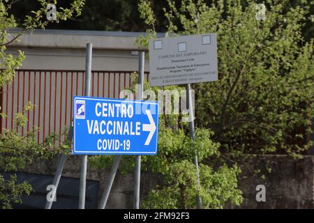 Campobasso, Italia - 7 maggio 2021: Il centro vaccinale di Selva piana Foto Stock