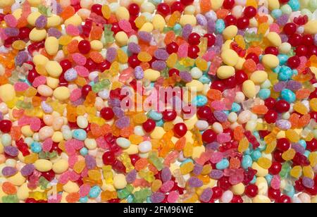 dolci assortiti caramelle tratta gummy bears gourmet gelatine fagioli gocce di limone Foto Stock