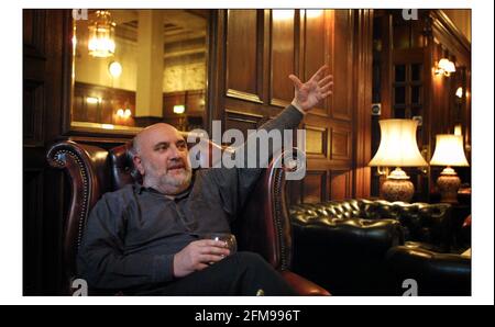 Alexei Sayle nel Russel Hoyel a London.pic David Sandison 26/8/2003 Foto Stock