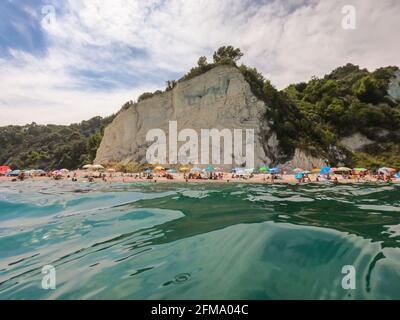 Urbani Beach-Sirolo, costa Conero, Ancona, Marche, Italia, Europa. Foto Stock