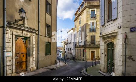 Scena di strada a Béziers. La città più antica della Francia. Foto Stock