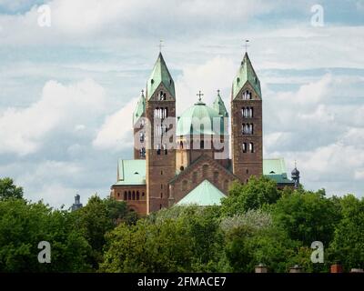 Cattedrale di Speyer, lato est, Speyer, Patrimonio dell'Umanità dell'UNESCO, Renania-Palatinato, Germania Foto Stock