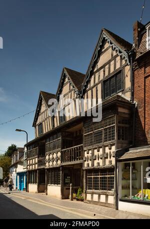 Much Wenlock, con una popolazione di circa 3,000 persone, è una città medievale e parrocchia nello Shropshire, Inghilterra. Foto Stock