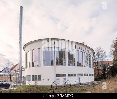 Piscina coperta ad Albstadt Ebingen, rotonda, cubistica Foto Stock