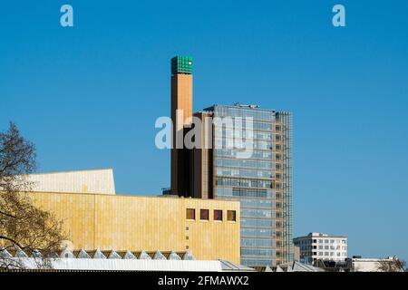 Berlino, Potsdamer Strasse, vista della Biblioteca di Stato e della Torre Debis Foto Stock