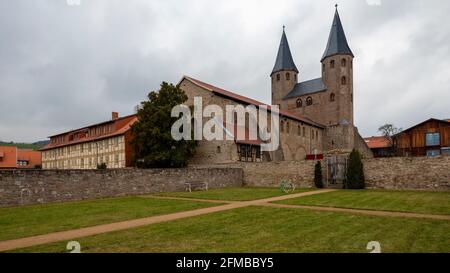 Germania, Sassonia-Anhalt, Ilsenburg, Monastero di Drübeck, ex abbazia benedettina di Ilsenburg (Harz), OT Drübeck, appartiene alla Transromanica, la strada romanica. Foto Stock