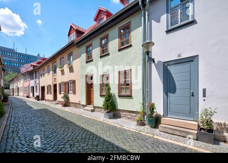 Casa facciata, porta anteriore, ingresso casa, finestra, città vecchia, Estate, Erfurt, Turingia, Germania, Europa Foto Stock