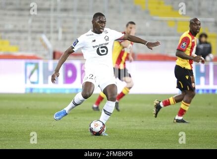 Boubakary soumare di Lille durante il campionato francese Ligue 1 partita di calcio tra RC Lens e Lille OSC (LOSC) il 7 maggio 2021 allo Stade Bollaert-Delelis di Lens, Francia - Foto Jean Catuffe / DPPI / LiveMedia Foto Stock