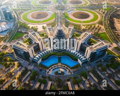 Dubai, Emirati Arabi Uniti - 5 maggio 2021: Dubai Silicon Oasis Technology Park, area residenziale e zona libera a Dubai emirate sobborghi a Emirati Arabi Uniti Foto Stock