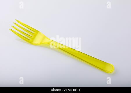 Posate in plastica, forchetta colorata, adatte per viaggi Foto Stock