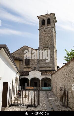 Cividale del Friuli, Italia. 5 maggio 2021. Monastero di Santa Maria in Valle e Tempio Longobardo nel centro della città Foto Stock