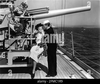 GLORIA STUART e JAMES CAGNEY sulla U.S.S. ARIZONA in QUI VIENE IL DIRETTORE DELLA MARINA 1934 LLOYD BACON Warner Bros. Foto Stock