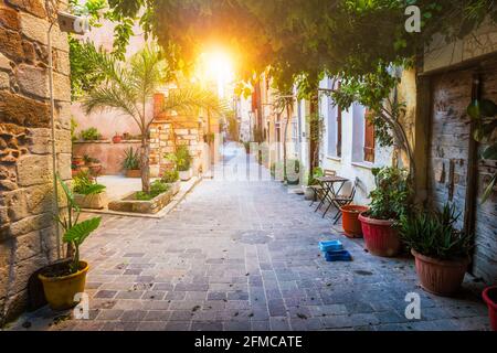 Pittoresche strade panoramiche della città veneziana di Chania. Chania, Creete, Grecia Foto Stock