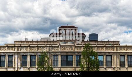 L'hotel Battery Park si trova dietro la Grove Arcade di Asheville, North Carolina, Stati Uniti. Foto Stock