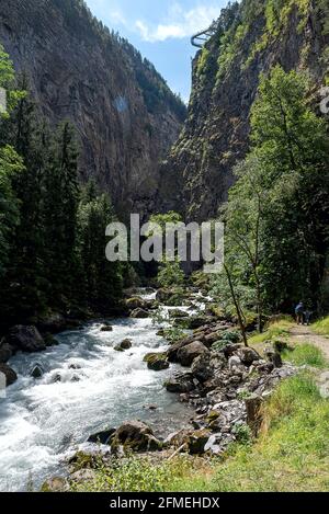 Vista dall'Orrido di Pré Saint Didier - Valle d'Aosta - Italia Foto Stock