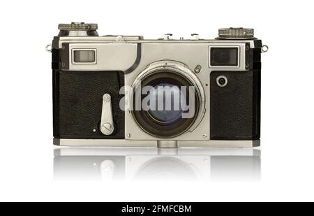 Vecchia fotocamera isolata su sfondo bianco. Videocamera Vintage con isolamento obiettivo retro. 19 ° secolo. Foto Stock