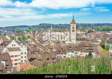 Vista panoramica sul centro storico di Schaffhausen, Svizzera, dalla fortezza di Munot. Cantone svizzero di Sciaffusa nella Svizzera settentrionale Foto Stock