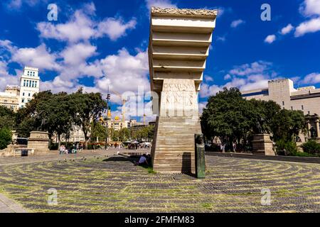 BARCELLONA, SPAGNA - 8 OTTOBRE 2019: Monumento a Francesc Macia a Barcellona, Spagna. Il monumento è opera di Josep Maria Sub-Iracs ed è stato inaugerato Foto Stock