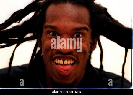 Benjamin Zephaniah un dub reggae poeta e attivista Mar 1999.He era un ex scasso condannato ed è dislessico Foto Stock