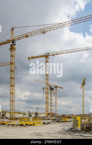 Aspern Seestadt (Lakeside City) è uno dei più grandi progetti di sviluppo urbano d’Europa. Situato nel ventiduesimo distretto nord-orientale di Vienna, in rapida crescita Foto Stock