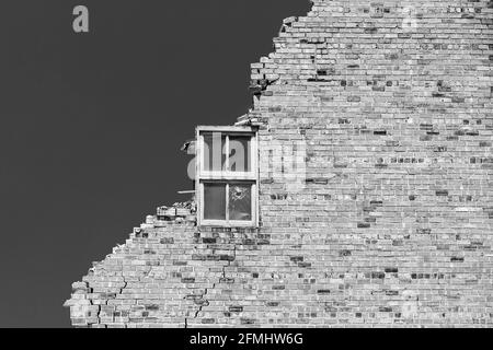 Demolizione dell'originale edificio vuoto Moose Lodge a Burlington, Iowa Foto Stock