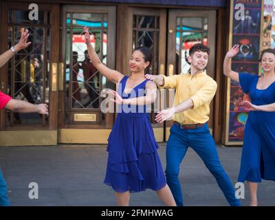 Dominion Theatre Outdoor Prove con Denise Van Houten per la produzione del Principe d'Egitto, Londra Foto Stock