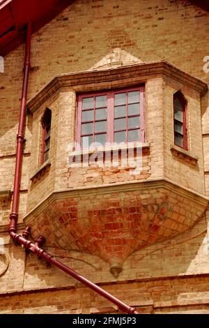 Vista esterna del Museo e della Biblioteca di Amar Mahal, Jammu, Jammu e Kashmir, India Foto Stock