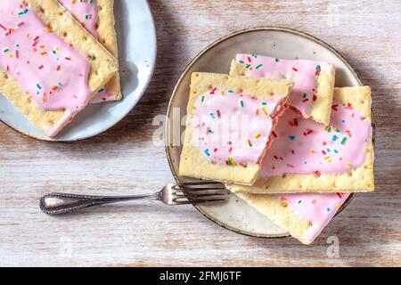 Crostate di fragole pop, colazione americana, top shot Foto Stock