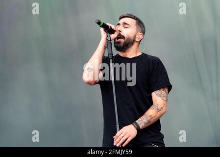 David Martinez Alvarez suona sul palco durante il concerto di Nits al Carme presso l'Auditorio Marina sur di la Marina de Valencia. (Foto di Xisco Navarro / SOPA Images/Sipa USA) Foto Stock