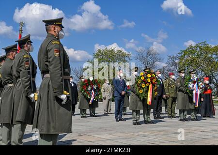 Praga, Repubblica Ceca. 8 maggio 2021. I rappresentanti politici e militari cechi hanno commemorato il 76° anniversario della fine della seconda guerra mondiale in una cerimonia al Memoriale di Vitkov a Praga, 8 maggio 2021. Credit: Vit Simanek/CTK Photo/Alamy Live News Foto Stock