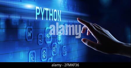 Python linguaggio di programmazione sviluppo di applicazioni codifica Internet tecnologia concetto. Foto Stock