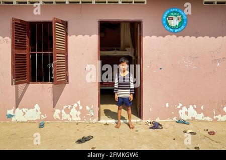 Bambini alla Light House Orphanage a Phnom Penh Cambogia Foto Stock