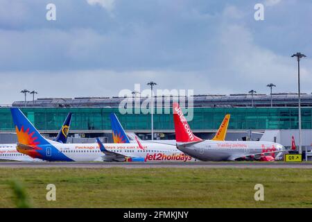 Aerei di linea di bilancio in deposito all'aeroporto di Stansted in Essex durante la pandemia di Coronavirus. Foto Stock