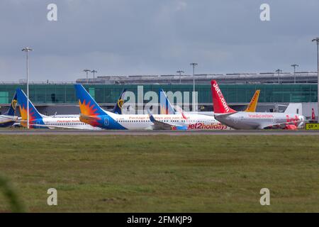 Aerei di linea di bilancio in deposito all'aeroporto di Stansted in Essex durante la pandemia di Coronavirus. Foto Stock