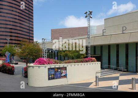 COSTA MESA, CALIFORNIA - 8 MAGGIO 2021: South Coast Repertory si trova nel centro Segerstrom per il campus delle Arti. Foto Stock