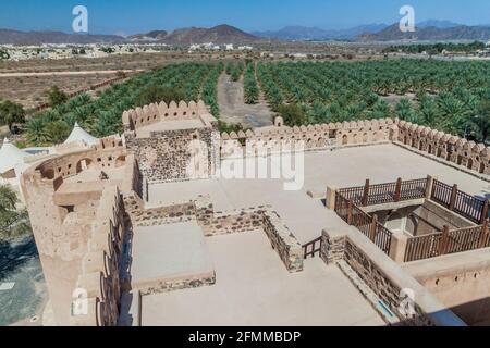 Vista dell'oasi dal Castello di Jabrin, Oman Foto Stock