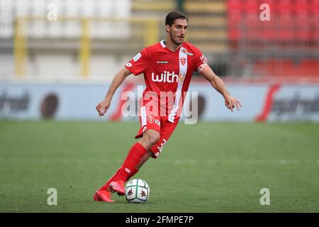 Monza, 10 maggio 2021. Mario Sampirisi dell'AC Monza durante la partita della Serie B allo stadio U-Power di Monza. L'immagine di credito dovrebbe essere: Jonathan Moscop / Sportimage Foto Stock