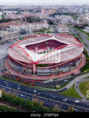 Lisbona, Portogallo - 15 dicembre 2020: Veduta aerea dell'Estadio Sport Lisboa e Benfica dall'alto, Lisbona, Portogallo. Foto Stock