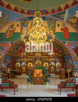 Interno della colorata Annunciazione bizantina Chiesa cattolica in Omero Glen, Illinois Foto Stock