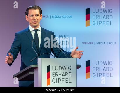 Monaco, Germania. 11 Maggio 2021. Sebastian Kurz durante il vertice di due giorni di Ludwig Erhard. Credit: Peter Kneffel/dpa/Alamy Live News Foto Stock