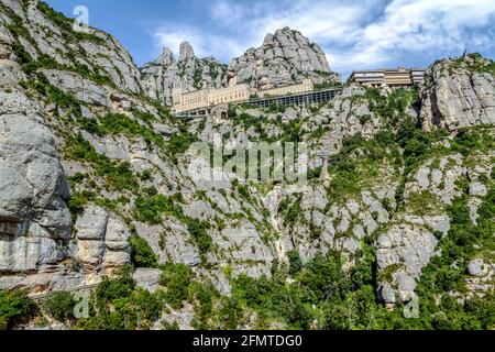 Panoramica Santa Maria de monastero di Montserrat. La Catalogna, Spagna. Foto Stock