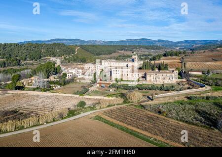 Monastero di Santa Maria de Santes Creus, a Tarragona Spagna, vista aerea Foto Stock